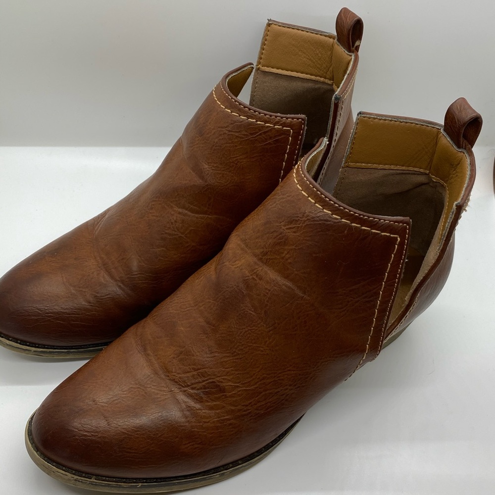 Women’s Booties
